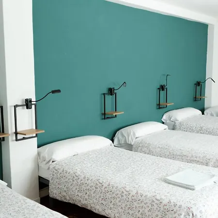 Baruhaus Grupos Rua Legio León